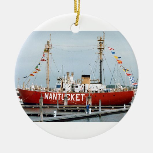 Lightship Nantucket with Glorious Flags Keramisch Ornament (Voorkant)