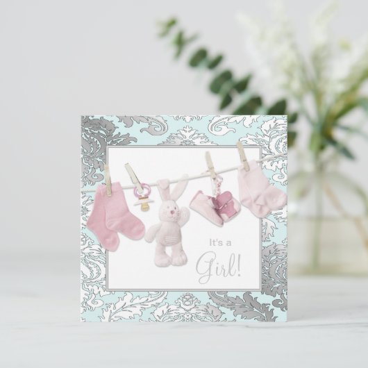 Ligne de linge rose bébé fille douche Invitations (Debout devant)