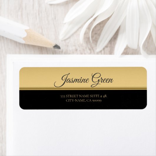 Ligne Or Sur Étiquette Noir Et Or (En situation)