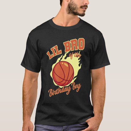 Lil Bro van de Basketbalfamilie van de geboorte T-shirt (Voorkant)