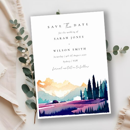 Lila velden in het gebergte Bomen Landschap Save The Date