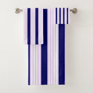 Lilac et rayures blanches motif avec bleu marine