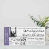 Lilac Paris Mariage Boarding Pass Invitation (Debout devant)