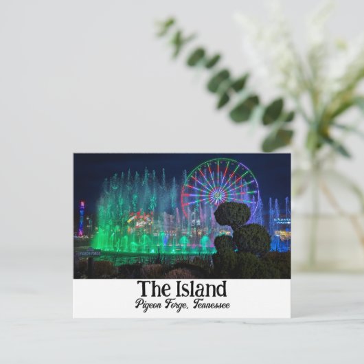 L'île à Pigeon Forge, Tennessee Carte postale (Debout devant)