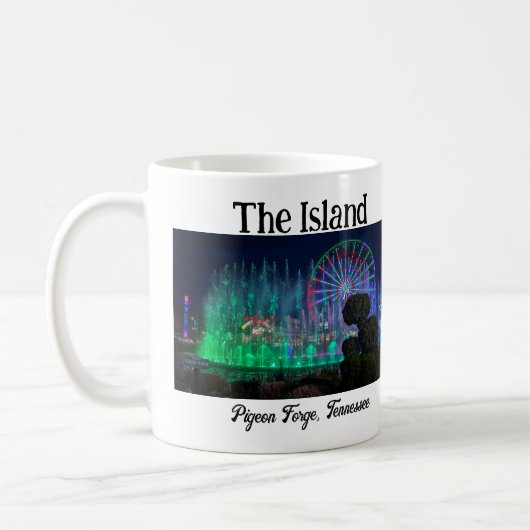 L'île de Pigeon Forge, Tennessee Mug (Gauche)