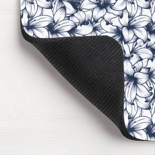 Lily Flower Ink Sketched Pattern Muismat (Hoek)