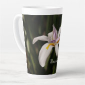 Lily Garden Latte Mug (Angle gauche)