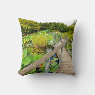 Lily Pond Throw Cushion Kussen