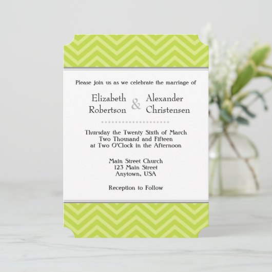 Lime Green Chevron Faire-part de mariage (Debout devant)