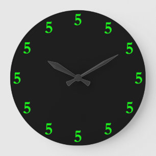 Lime Green Five oClock ergens op Black Grote Klok
