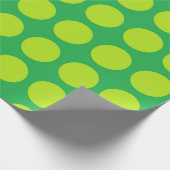 Lime Green Polka Dots Green Cadeaupapier (Hoek)