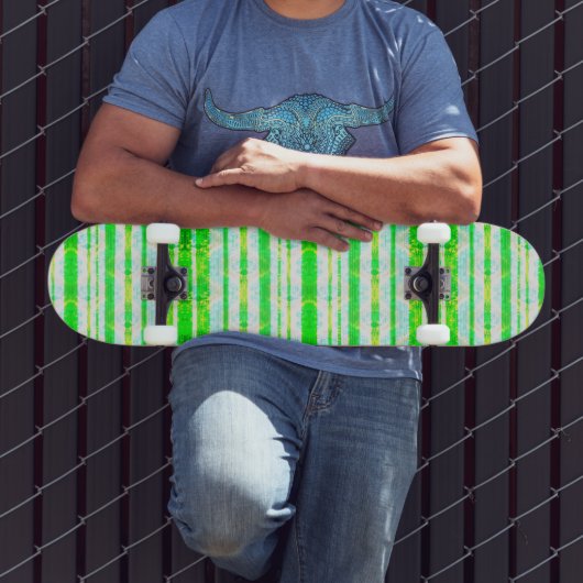 Lime Green Stripe Skateboard (Buiten 3)