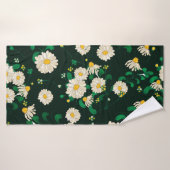 L'imitation du dessin d'enfant brodé. (Serviette de bain)