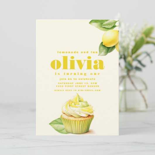 limonade en plezier, het draaien van een eerste ve kaart (Staand voorkant)