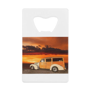 LIN56 Tan Woody.tif Kredietkaart Flessenopener