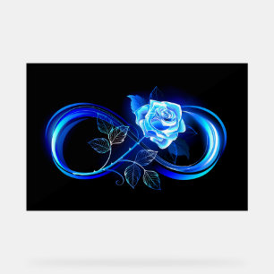 L'infini lumineux avec une rose bleue