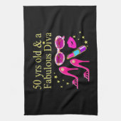 LINGE DE CUISINE 50 ANS ET UN DESIGN DIVA FABULEUX (Vertical)