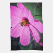 Linge De Cuisine Abeille De Miel Sur Fleur De Cosmos Rose (Vertical)