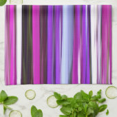 Linge De Cuisine Abstrait #2 : Flou pourpre (Plié)