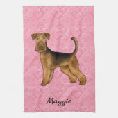 Linge De Cuisine Airedale Terrier Chien Avec Coeurs Rose Et Nom (Vertical)