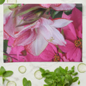 Linge De Cuisine Amaryllis et Poinsettia Fleurs de Fêtes Rouges (Plié)