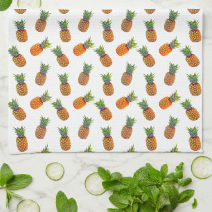 Linge De Cuisine Ananas sur fond blanc