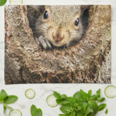 Linge De Cuisine Animaux de bébés cutest | Écureuils curieux (Plié)