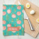 Linge De Cuisine Aquarelle Motif de pêche personnalisée Turquoise<br><div class="desc">Cette serviette de cuisine est dotée d'une élégante pêche à l'aquarelle et d'une motif de verdure personnalisée avec votre nom sur un arrière - plan turquoise (blanc sur le dos). Vous pouvez aussi mettre ce design sur d'autres produits!</div>