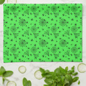 Linge De Cuisine Araignées d'Halloween et Webs sur vert (Plié)