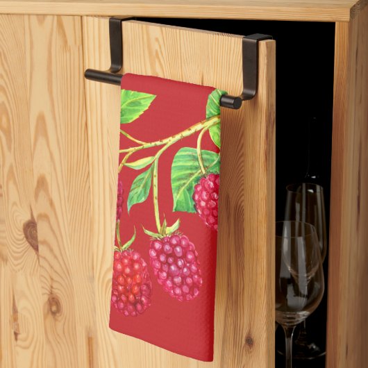 Linge De Cuisine Belles framboises rouges sur tiges Feuilles verts (Pliage en tiers)