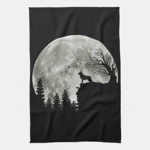 Linge De Cuisine berger allemand debout sur l'Halloween de montagne