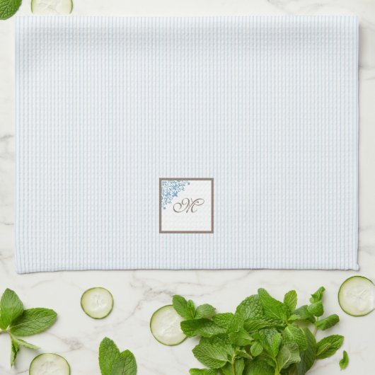 Linge De Cuisine Bleu français Fleur de Lis Script Monogramme (Plié)