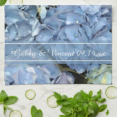 Linge De Cuisine Blue Hydrangea Floral Wedding Enregistrer la date (Plié)