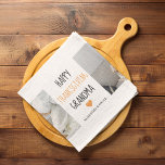 Linge De Cuisine Bon thanksgiving photo Collage moderne grand-mère<br><div class="desc">Célébrez Thanksgiving avec un don sincère que grand-mère va chérir ! Cette tasse en verre dépoli personnalisée comporte un message chaleureux "grand-mère Bon thanksgiving" avec un accent doux du coeur. Ajoutez vos noms pour une touche attentionnée qui le rend spécial. Idéal pour boire du café, du thé ou du cacao...</div>