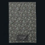 Linge De Cuisine Botanique noire élégante décoration de cadeau mode<br><div class="desc">Vert sage,  noir,  marron vert et gris élégant feuillage moderne eucalyptus aquarelle botanique naturel Noël décoration cadeau de vacances. Design simple,  propre et élégant. Avec espace pour la personnalisation du nom de famille.</div>
