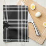 Linge De Cuisine Buffle noir et blanc plaid monogrammé<br><div class="desc">Robe de buffle noir et blanc rustique motif,  serviette personnelle de cuisine Vous pouvez la personnaliser et ajouter votre propre monogramme</div>