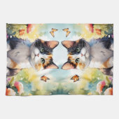 Linge De Cuisine Calico Cat dans le jardin de printemps avec papill (Horizontal)