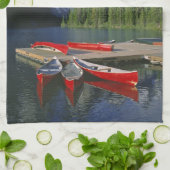 Linge De Cuisine Canada, Alberta, Moraine Lake. Des pirogues rouges (Plié)