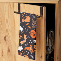 Caractères d'halloween illustrés mignons sur bg no