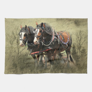 Linge De Cuisine Carte postale vintage de Clydesdale patinée