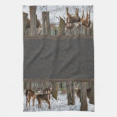 Linge De Cuisine Cerfs d'hiver et Pinecones (Vertical)