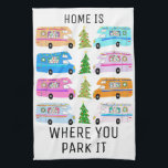 Linge De Cuisine Charmant Camping de Noël Retro RV Motorhomes Noël<br><div class="desc">J'espère que vous aimez ce motif de vacances. Ajoutez votre propre texte pour le customiser si vous le souhaitez. Consultez ma boutique pour plus d'articles correspondants et d'autres motifs de vacances. Merci d'avoir fait des emplettes avec moi !</div>