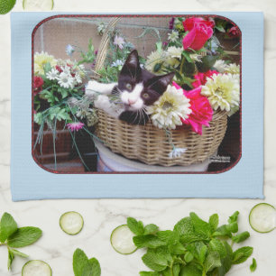 Linge De Cuisine Chaton dans un panier