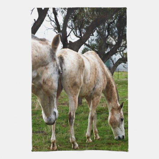 Linge De Cuisine Chevaux blancs boueux, (Vertical)