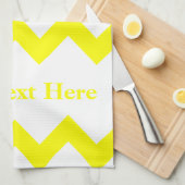 Linge De Cuisine Chevron en gras jaune avec texte personnalisable (Quart Plié)