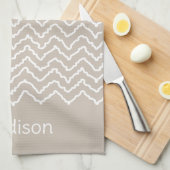 Linge De Cuisine Chevron Zigzag Ondulé Beige Et Blanc Avec Nom (Quart Plié)