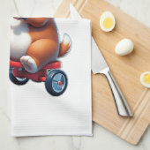 Linge De Cuisine chiot à vélo mangeant une pizza (Quart Plié)