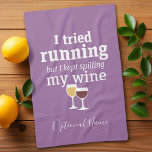 Linge De Cuisine Citation de vin amusant - j'ai essayé de courir -<br><div class="desc">Un petit humour à boire que vous pouvez transmettre à vos copines amoureuses du vin. Faites-les rire avec ce cadeau de bâillon humoristique ou d'éléphant blanc. J'ai essayé de courir,  mais j'ai continué à renverser mon vin.</div>