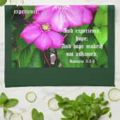 Linge De Cuisine Clematis avec Romains 5:3-5 (Plié)