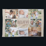 Linge De Cuisine Collage de photos de famille Croire Citation Beige<br><div class="desc">Photo Collage Kitchen Towel avec 10 de vos photos préférées. Le texte au centre dit "Croyez-vous heureux" et est écrit en caractères gras typographie et en caractères décontractés et maigres. Le modèle photo est conçu pour vous permettre d'ajouter 10 images, qui sont affichées dans des images de paysages, de carrés...</div>